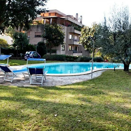 Relais La Canfora 4* Róma