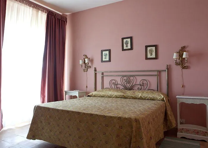 Relais La Canfora Гостевой дом