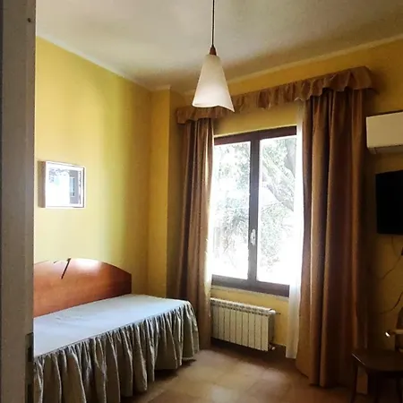 Relais La Canfora 2* Rome