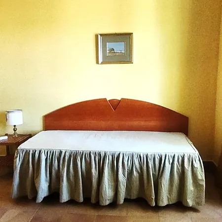 Relais La Canfora Pensión 4*